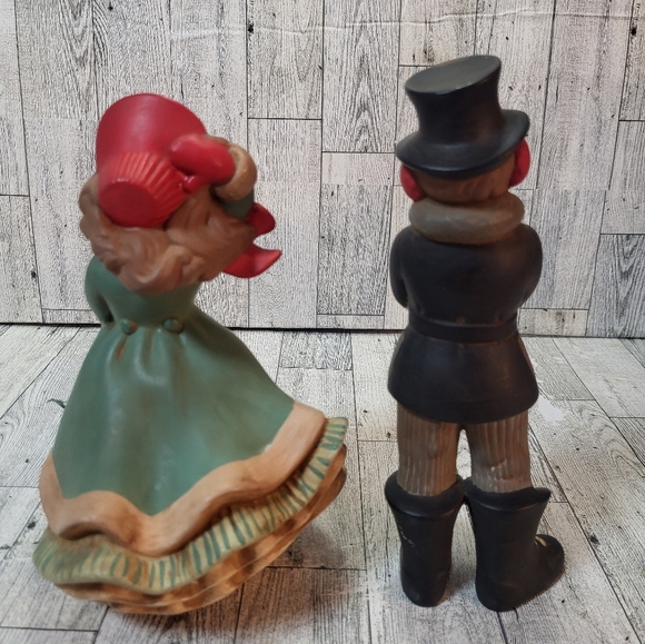 Set of 2 Vintage Atlantic Mold Hand Painted Ceramic Christmas Carolers Boy Girl - Picture 2 of 11